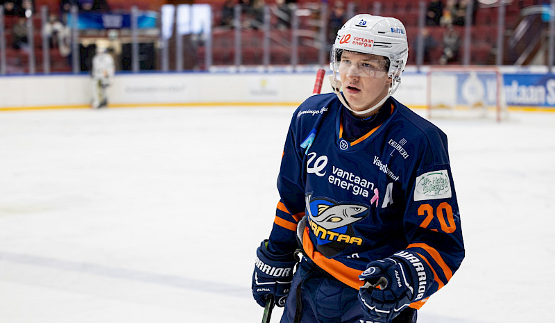 Olli Maansaari takaisin Kiekko-Vantaaseen