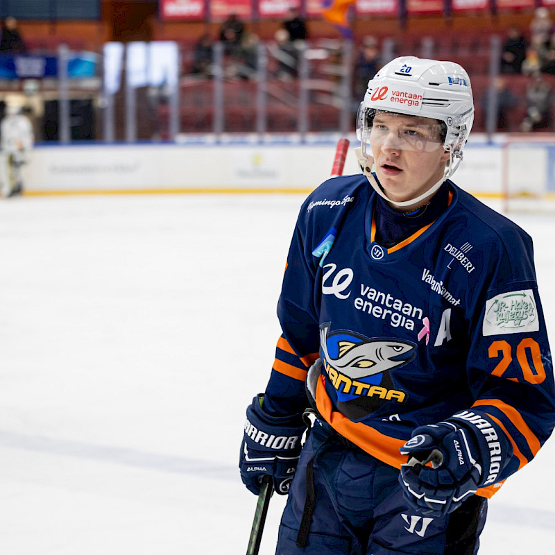 Olli Maansaari takaisin Kiekko-Vantaaseen