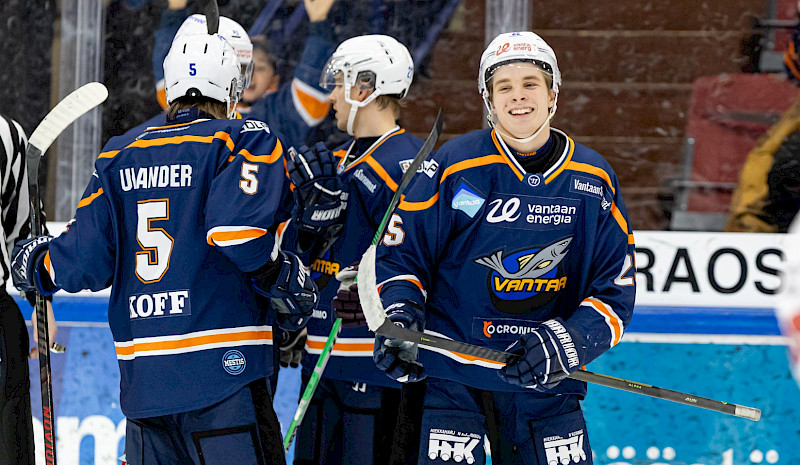 Viides voitto putkeen lohipaidoille – JoKP kaatui 3–2