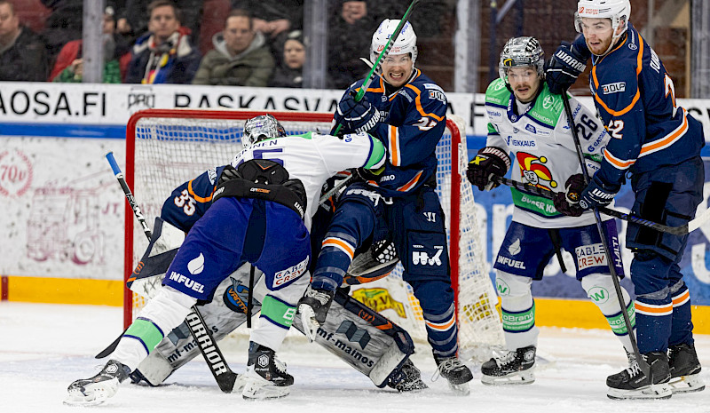 Jännittävästä taistosta loppui aika kesken – lohi kaatui täpärästi 3–4