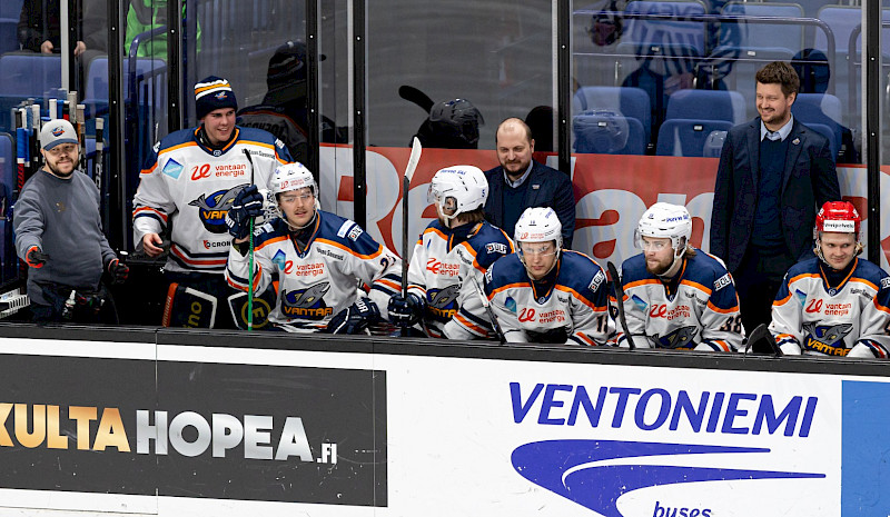 Tyly kolmas välierä – lohelle 6–2 tappio